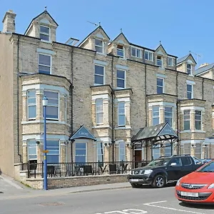 The Nest - 9 The Landings Filey
